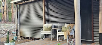 Charming secluded 2-bedroom cabin in brilliant Yeagarup with AC, WiFi