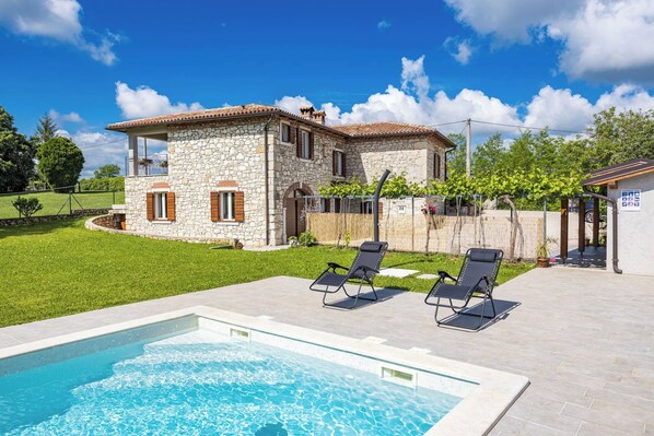 Villa | Piscine | Piscine couverte, piscine extérieure