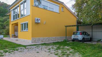 Apartment | Exterior