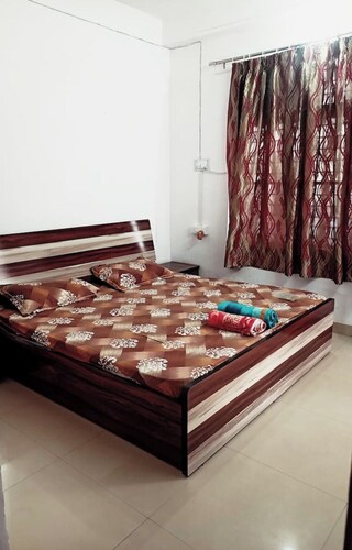 Viraj Cottage ( Near Ram Mandir)