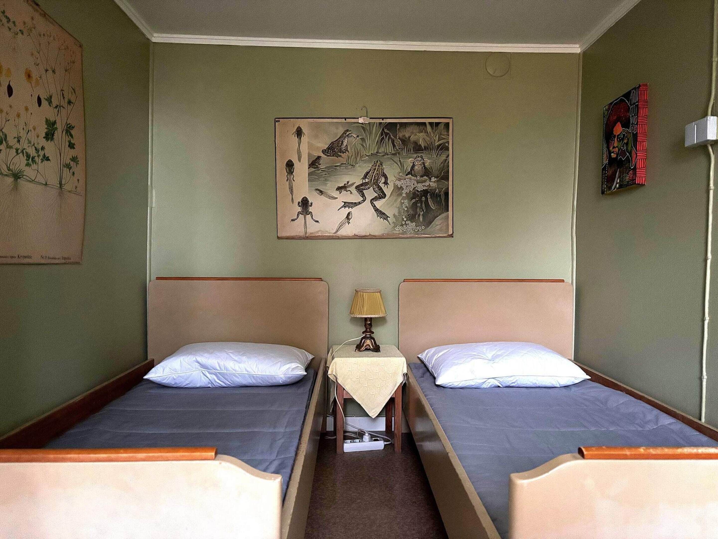 المنشأة من الداخل