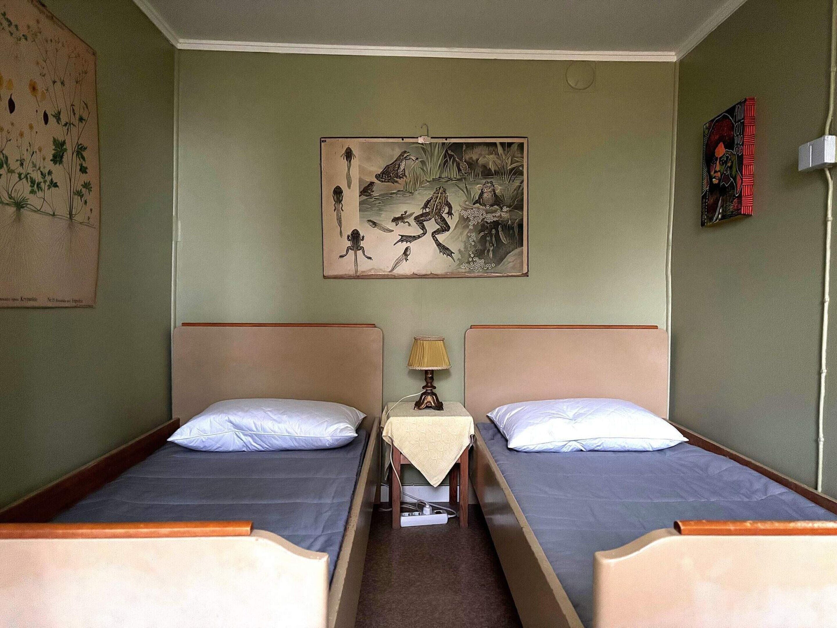 المنشأة من الداخل