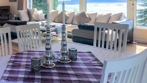 Apartment | Interior - 7 Person Holiday Home in Molde (Molde)