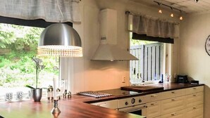 Apartment | Interior - 7 Person Holiday Home in Molde (Molde)