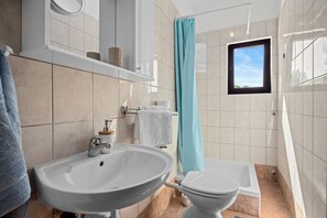 Apartment | Badezimmer