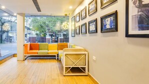 Gambar tidak terklasifikasi, 2 dari 34, tombol