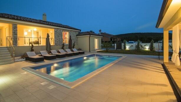 Villa | Pool - Spacious Rural Villa w/ Pool (Labin)