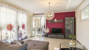 Villa | Living room | Fireplace
