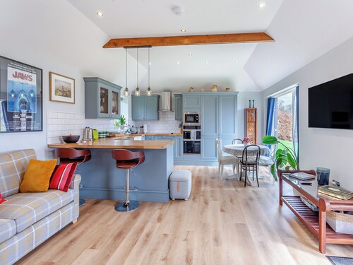 The Lodge at Edenbridge