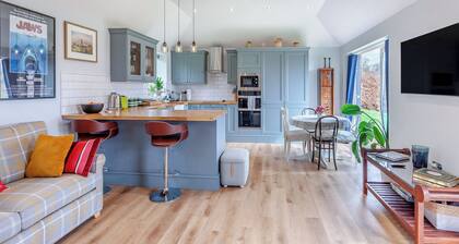 The Lodge at Edenbridge