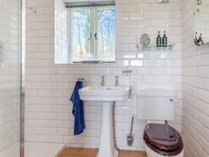 Towels - The Lodge at Edenbridge (Shepton Mallet)