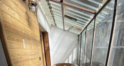 Bright through-apartment in the heart of the historic center!