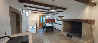 Quiet 3-star gite for 6 to 8 people with view, 5min from St Guilhem le désert