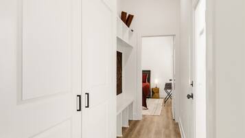 4 chambres, fer et planche à repasser, Wi-Fi gratuit, draps fournis