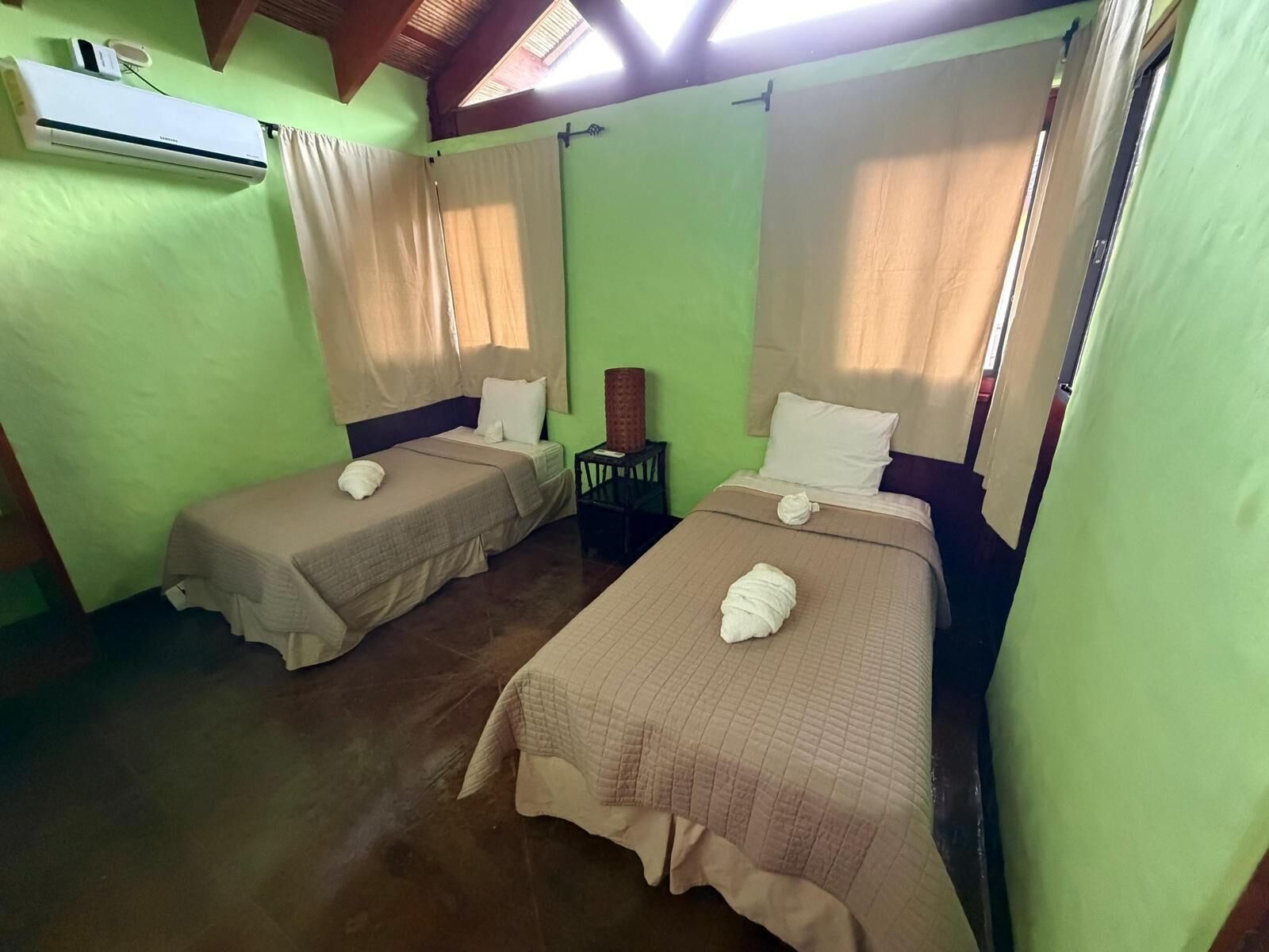2 bedrooms, iron/ironing board, WiFi (free), bed sheets