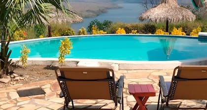 Cozy 1-bedroom Casita w/ AC, WiFi in fabulous Hacienda Puerta del Cielo Ecolodge