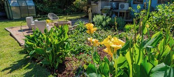 Charming Coastal Oasis with Heated Pool in Kitty Hawk, NC