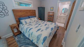 1 bedroom, desk, iron/ironing board, free WiFi