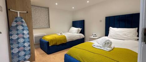 2 chambres, fer et planche Ă repasser, Wi-Fi, draps fournis