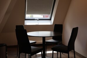 Apartment | In-room dining