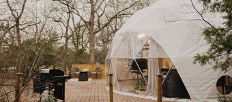 Dome with King loft and hot tub in wooded north Texas