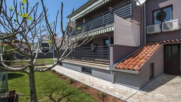 Apartment | Exterior