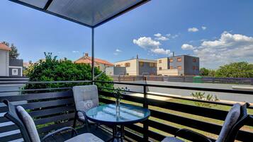 Apartment | Property grounds