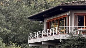 Exterior - Luxury Vintage Villa: 1970s charm, pool and sea view in a signature design (Toscana)