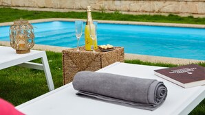 Pool | Indoor pool, outdoor pool - (Padron)