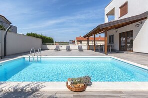 Apartment | Pool