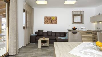 Apartment | Living room