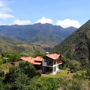 Exterior - TCFR - Stay in a UNESCO Biosphere Reserve - Nature, Comfort, and Adventure! (Quito)
