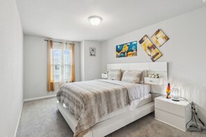 4 bedrooms, desk, iron/ironing board, free WiFi