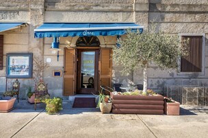 Apartment | Exterior detail
