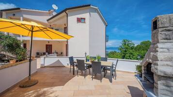 Apartment | Speisen im Freien