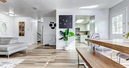 Cozy 4-bedroom house in The Woodlands TX. Check it out for yourself!