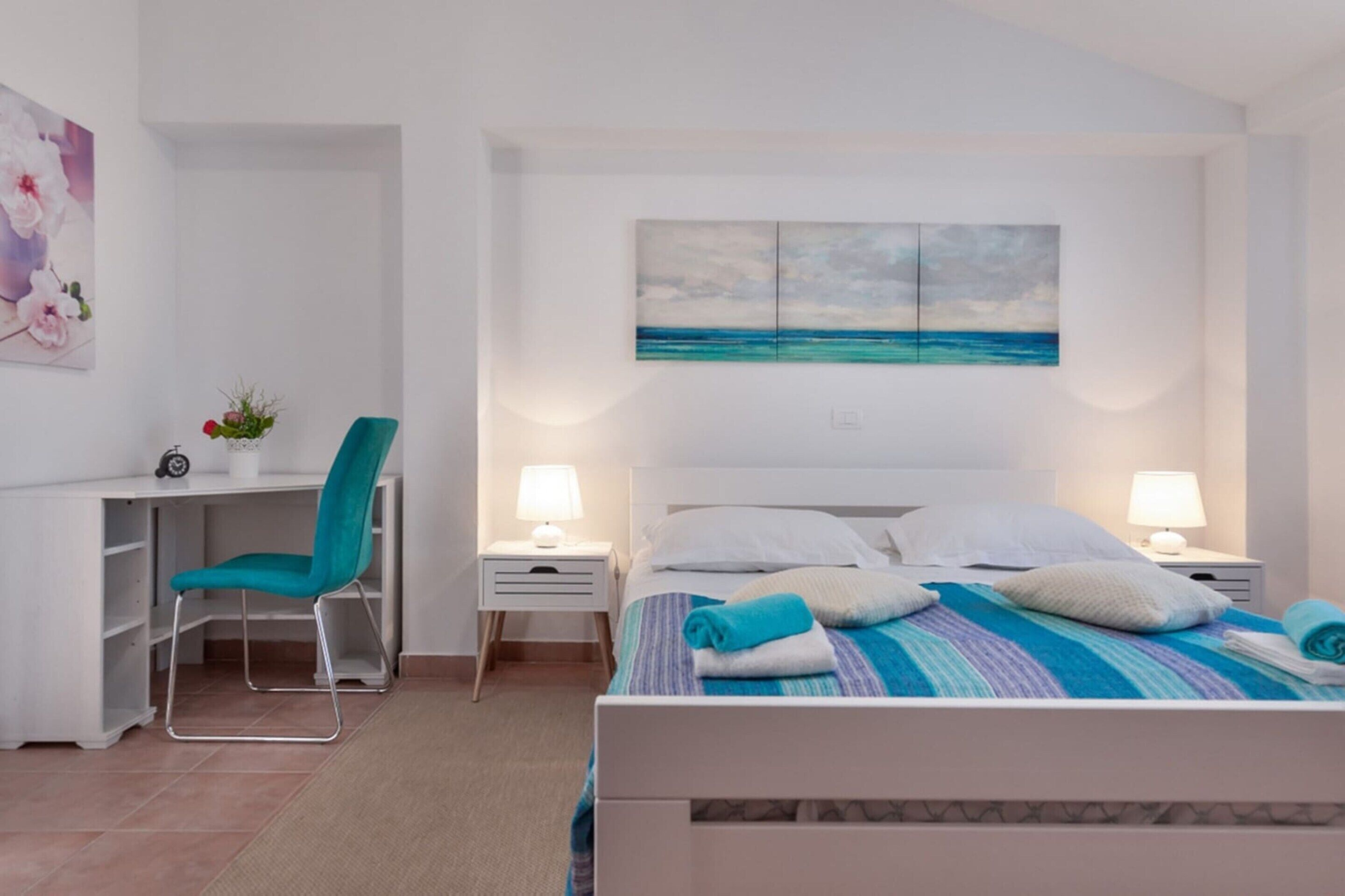 Apartment | 1 bedroom, iron/ironing board