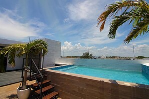 Pool - 1-bedroom apartment in welcoming Playa del Carmen close to the beach 5ta Avenida (Playa del Carmen)