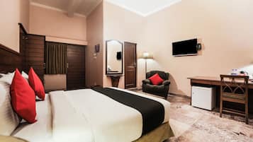 Chambre Double Deluxe, vue cour intérieure