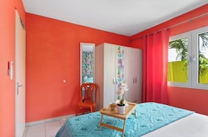 1 habitación y caja de seguridad en la habitación 