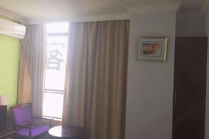 Room - Shanghai Golden Hotel (Shanghai)