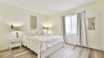 3 bedrooms, free WiFi, bed sheets