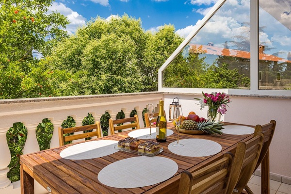 Apartment | Balcony