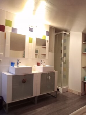 Dusche, Haartrockner