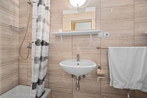 Apartment | Bathroom - Beautiful Studio Apartment Near Sandy Beaches (Rab)