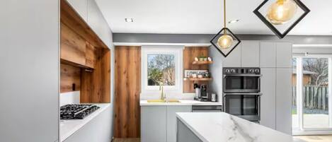 Fridge, microwave, oven, dishwasher