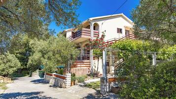 Apartment | Exterior