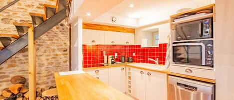 Microwave, oven, dishwasher