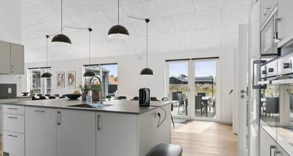 5 Star Holiday Home in Blokhus