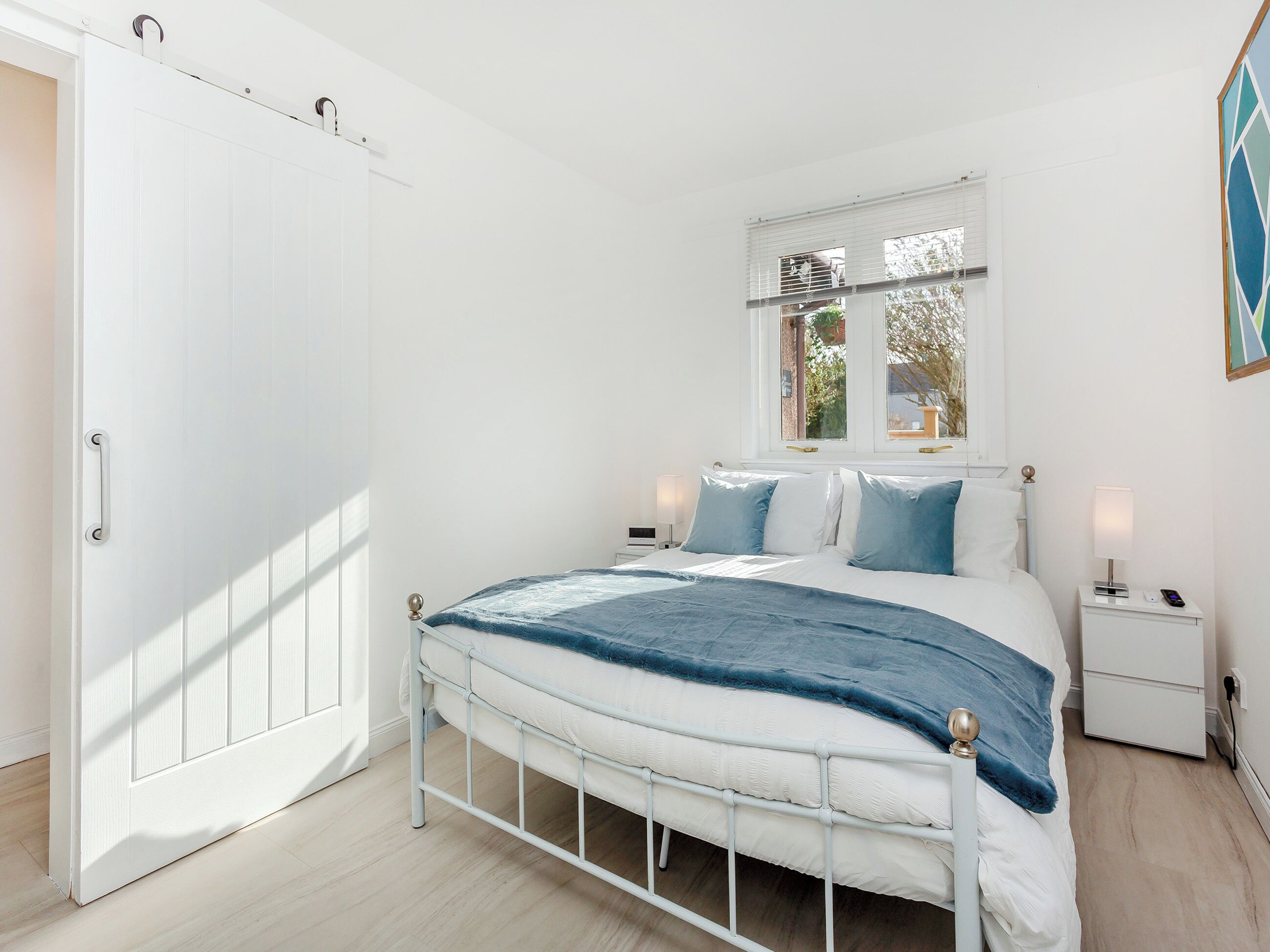 2 makuuhuonetta, ilmainen Wi-Fi, vuodevaatteet, pääsy pyörätuolilla